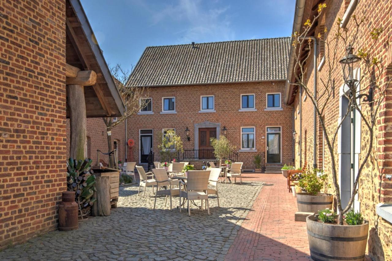 Auberge De Smockelaer Heijenrath Exteriör bild